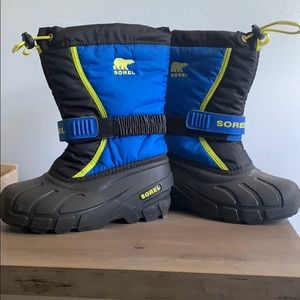 Sorel child’s snow boot